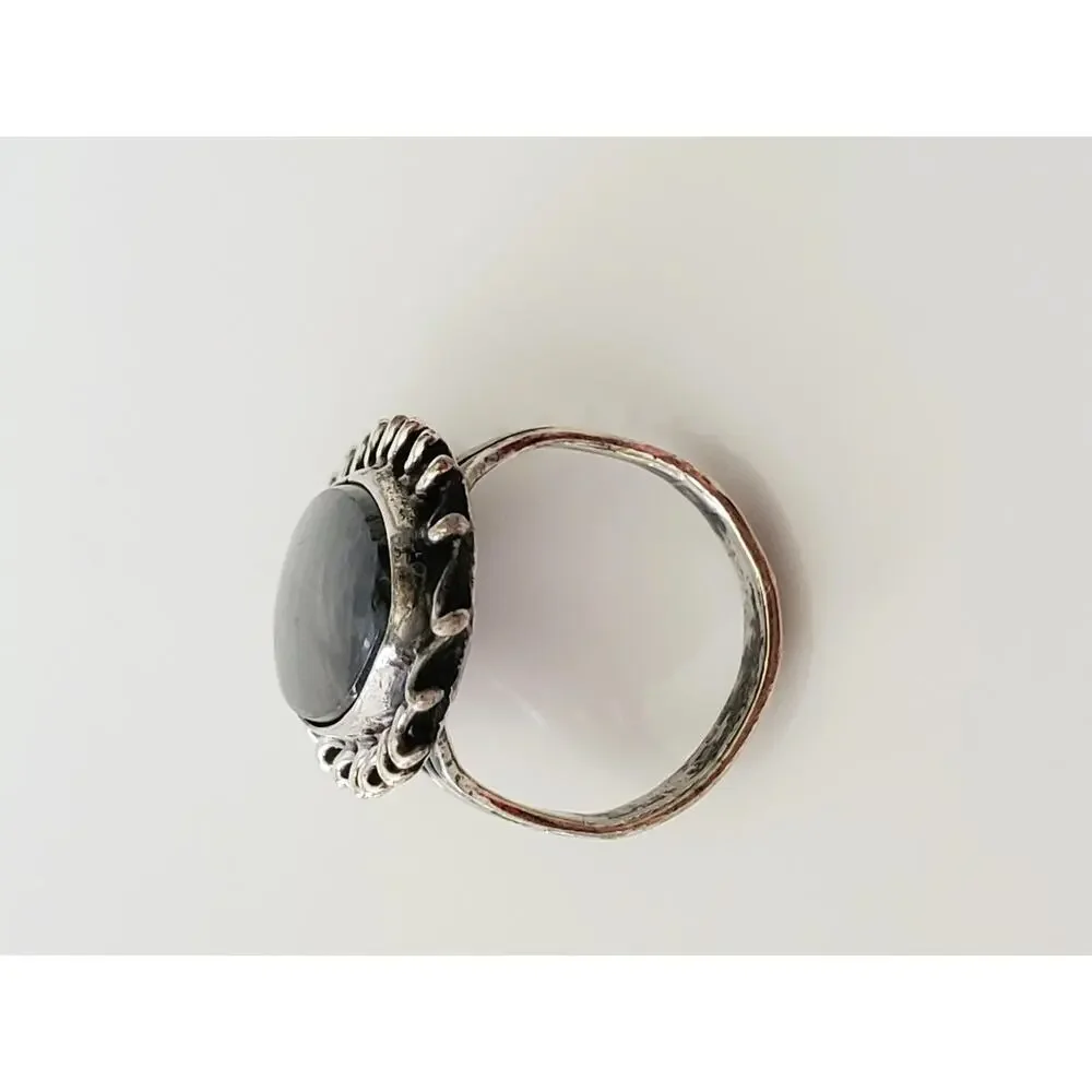 Vintage Sterling Silver Oval Onyx Ring
